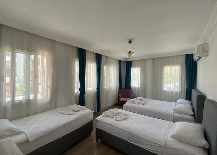 Guelhan City 3* Datça